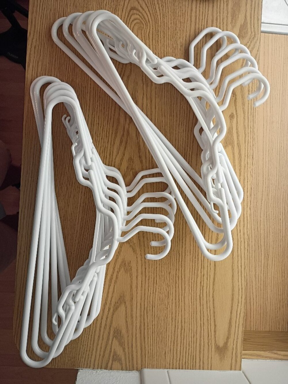 Hangers, Large, Plastic, set of 12